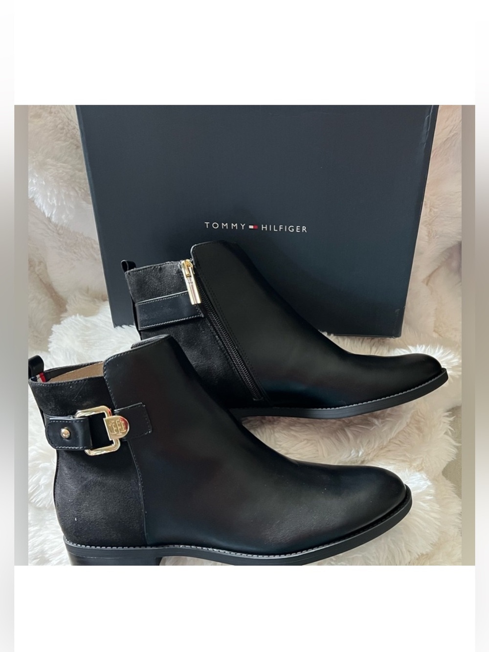 NWT Tommy Hilfiger Twinella Black Ankle Boots Size 10M